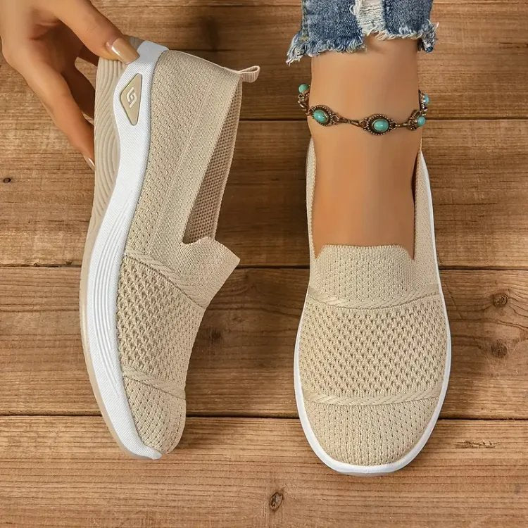 Anya™ – Ortopediske Slip-On Sneakers med Hæl- og Plantarstøtte