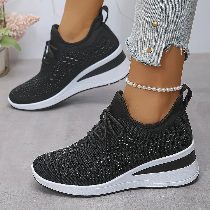 Berit™ – Hevet komfort sneakers med rhinstein detaljer
