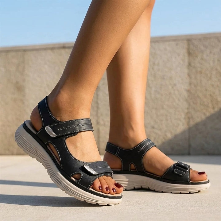 ArchFit™ – Sandaler med justerbar stropp og buestøtte