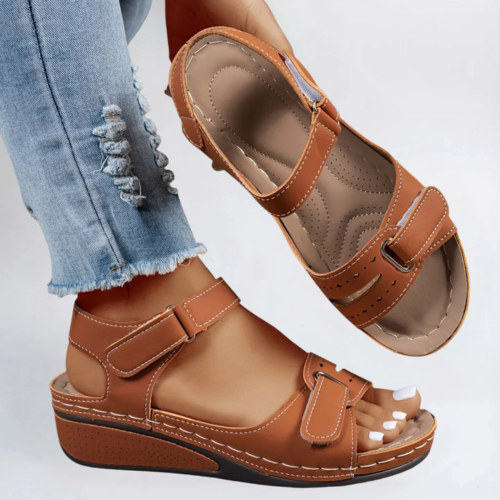 Edith™ – Ortopediske Polstrede Justerbare Stropp Sandaler