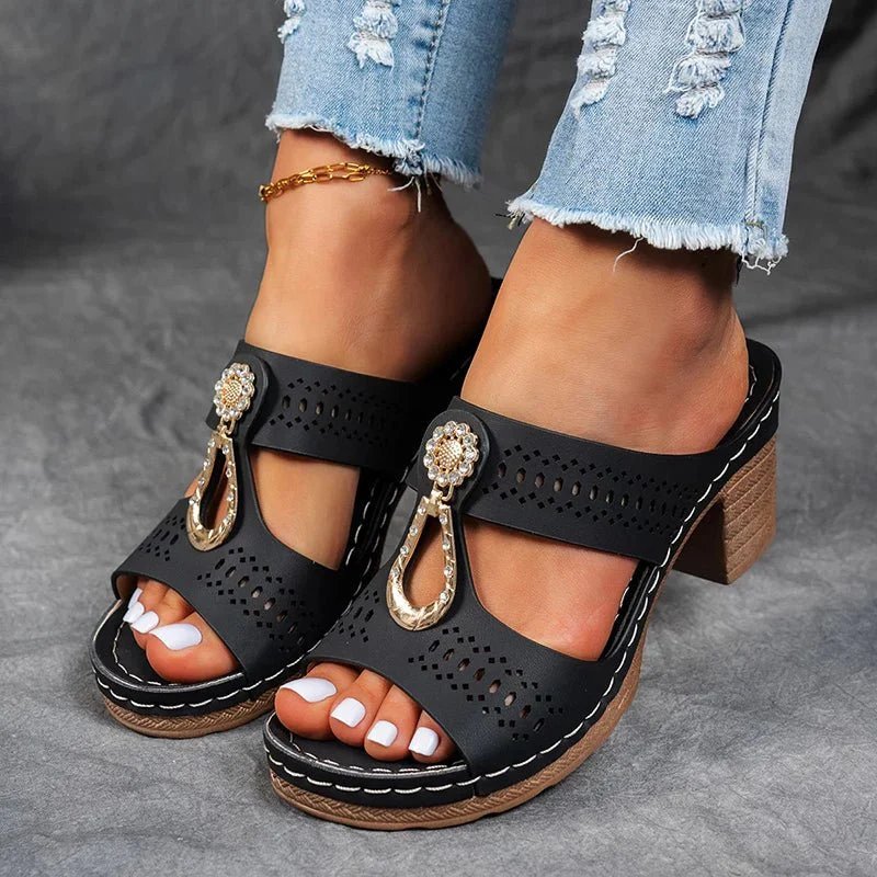 Emma-sofie™ – Perforerte Blokkhæls Orthopediske Sandaler