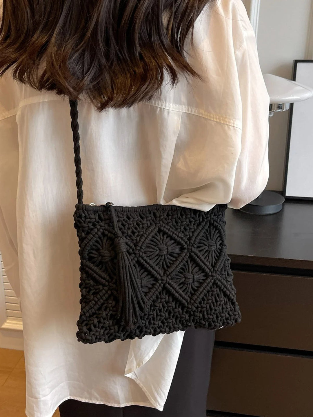 Lara™ – Vevet Makrame Crossbody Bag med Frynse