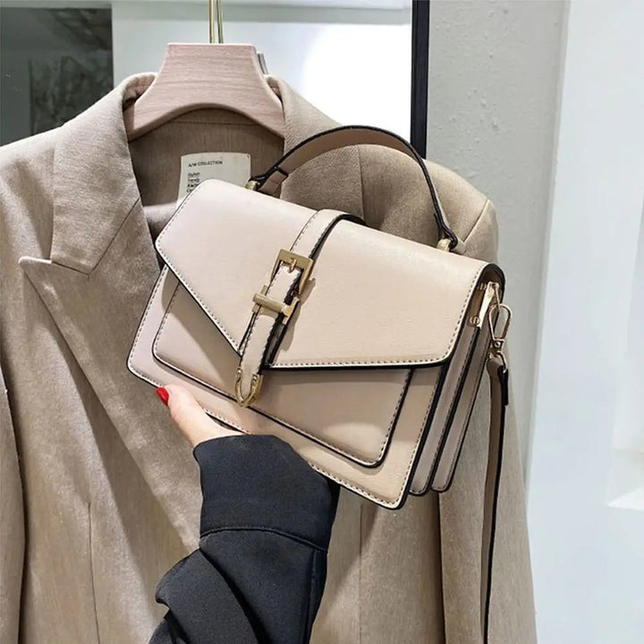 Dagmar™ – Spennefront Strukturert Crossbody Bag