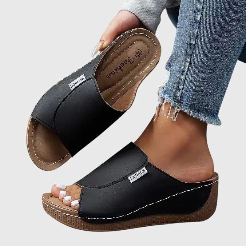 Vilde™ – Ortopediske kile sandaler med svangstøtte