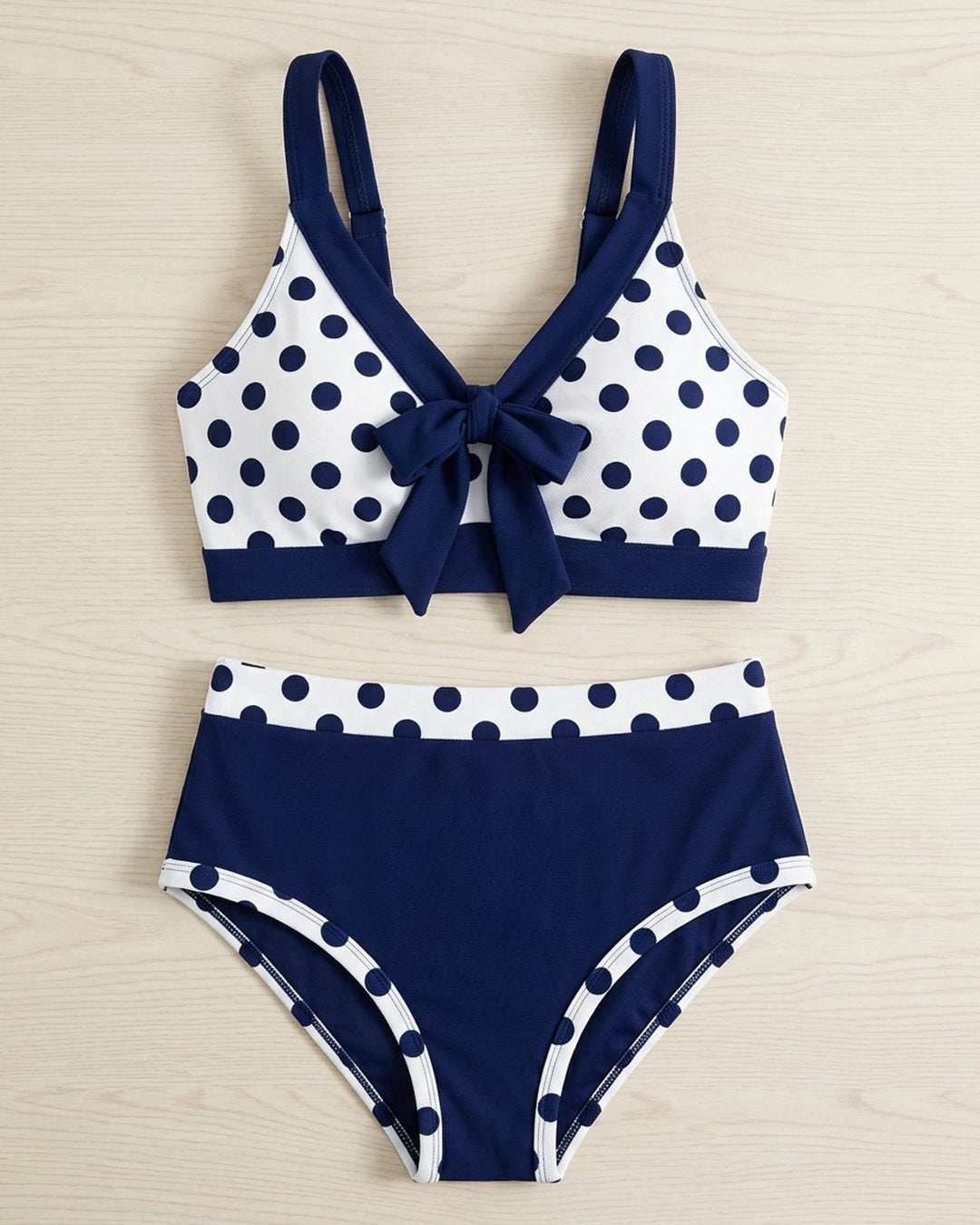 Hege™ – Høyhåndt Polka Dot Badetøysett