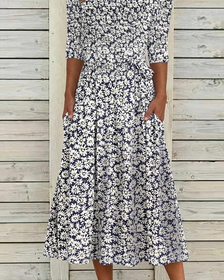 Naomi™ – Blomstertrykt midi-kjole med lommer