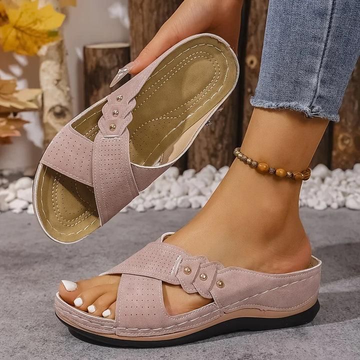 Fiona™ – Ortopediske polstrede kile-sandaler