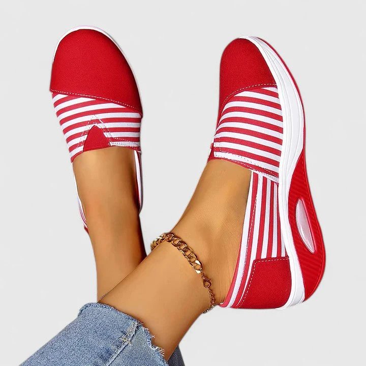 Nora™ – Ortopediske Stripete Slip-On Sneakers