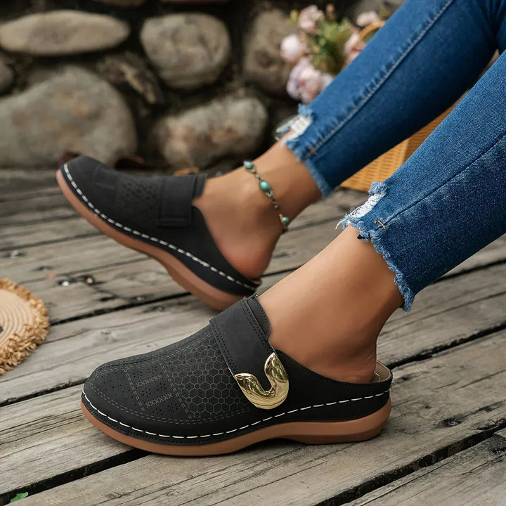 Hedvig™ – Perforerte Ortopediske Slip-On Muler