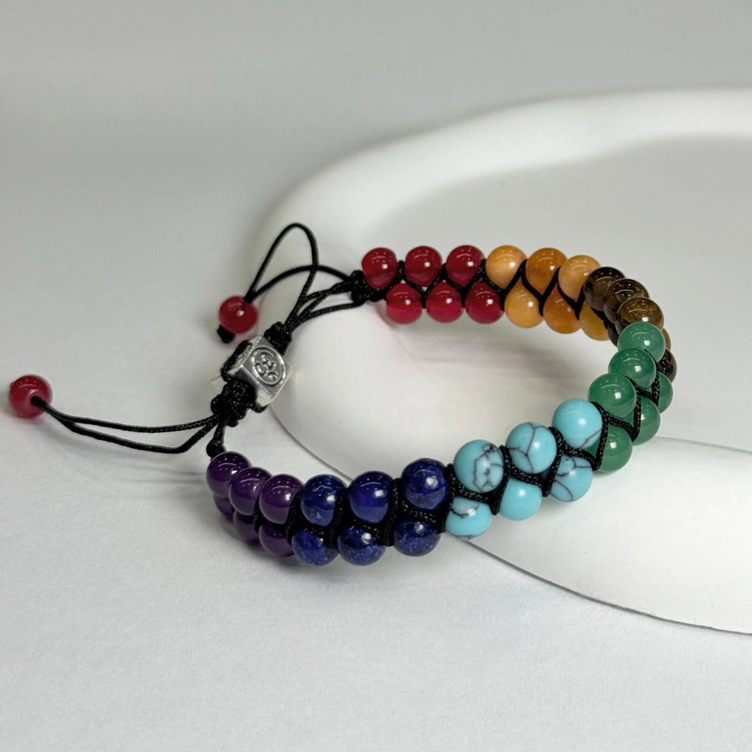 Aura™ – Armbånd med perler av 7 chakra edelstener