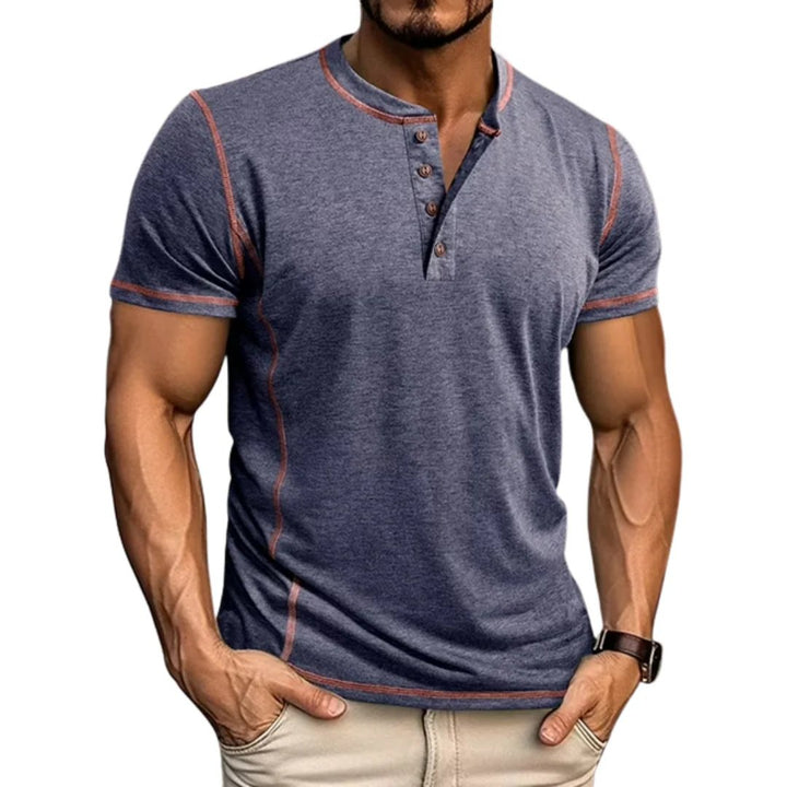 Tobias™ – T-skjorte med kontrastsøm og Henley-design