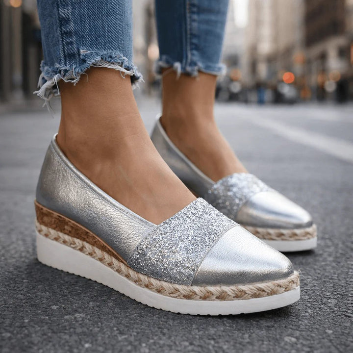 Karine™ – Glitrende Wedge Slip-On Sneakers