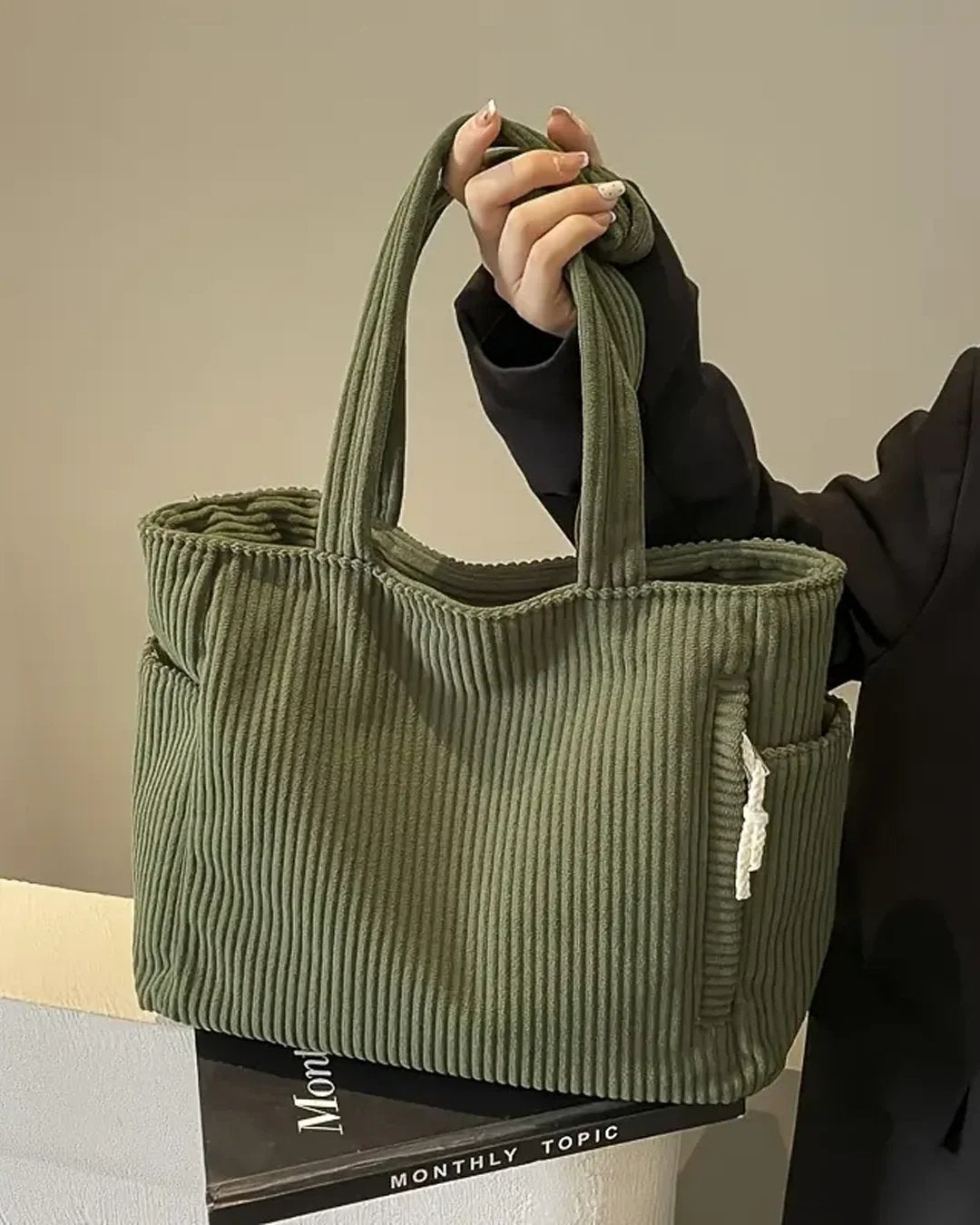 Serena™ – Ribbete skulderveske med stor kapasitet