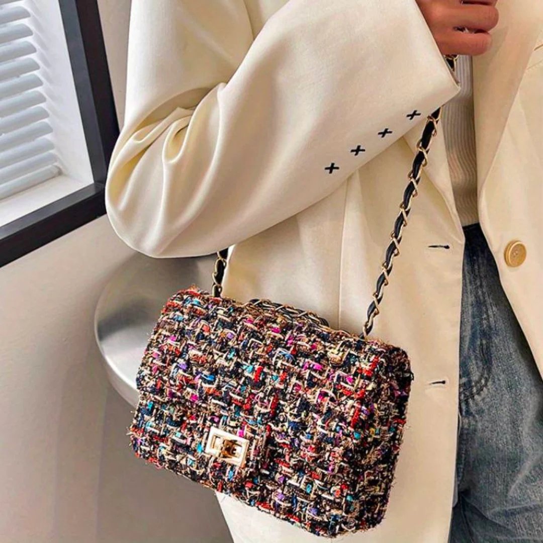 Siri™ – Ruted Kjedeinspirert Crossbody Veske