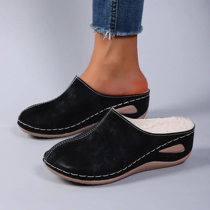 Janne™ – Ortopediske Bue Støttende Slip-On Muler
