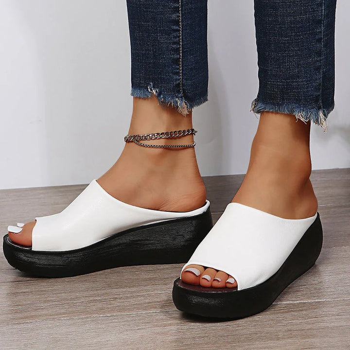 Gry™ – Ortopediske plattform sandaler med slip-on design