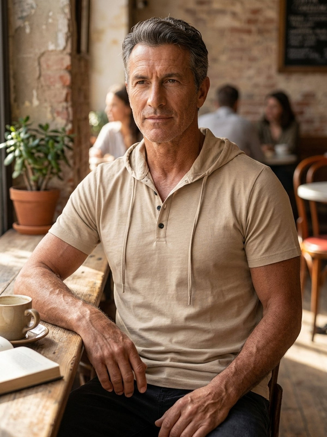 Aksel™ – | Kortermet hette-Henley topp