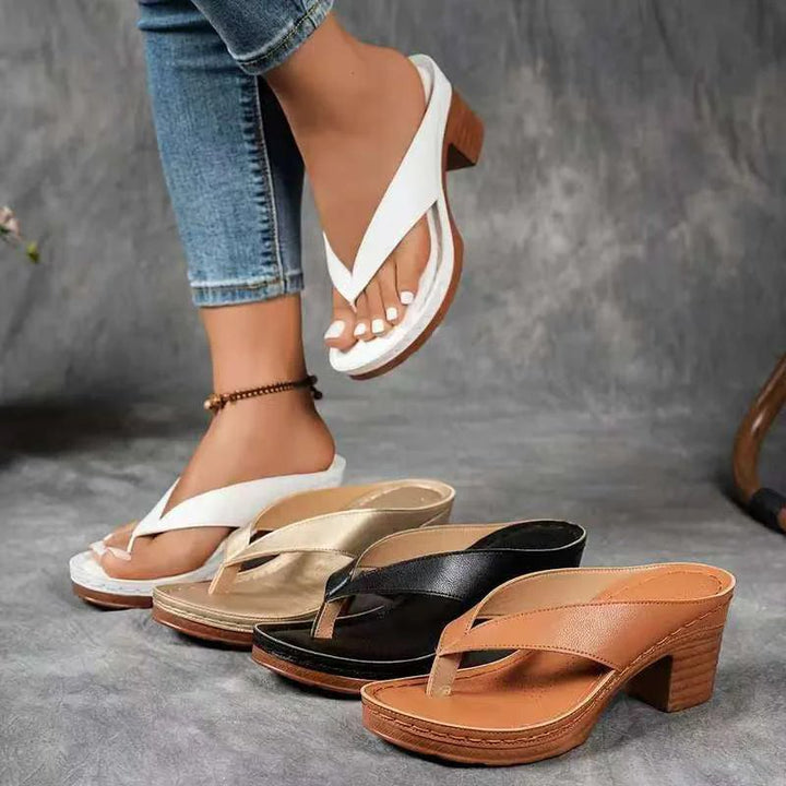 Heidi™ – Plattformsandal med blokkheel og tanga