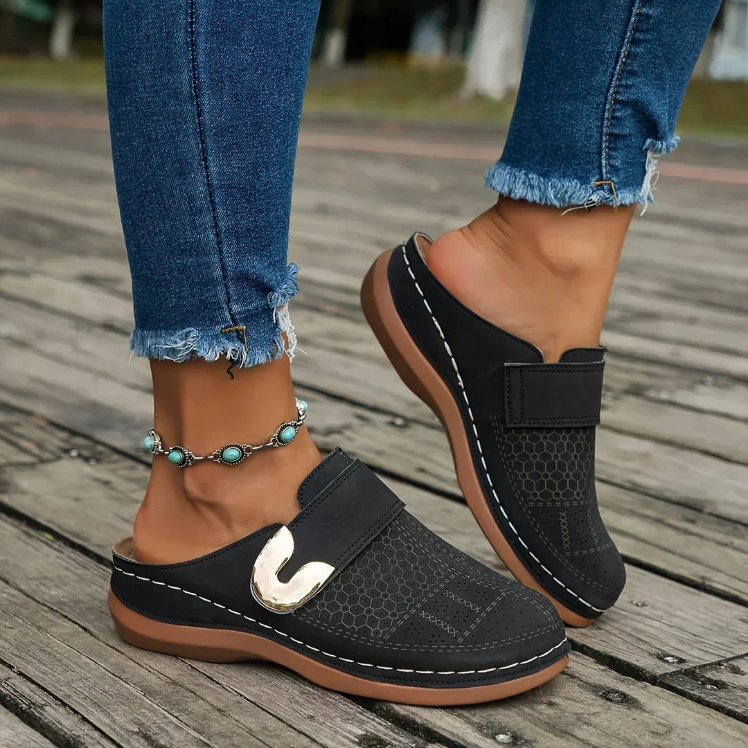 Hedvig™ – Perforerte Ortopediske Slip-On Muler