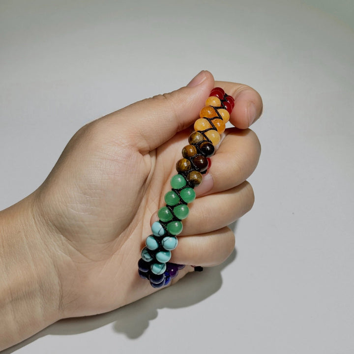 Aura™ – Armbånd med perler av 7 chakra edelstener