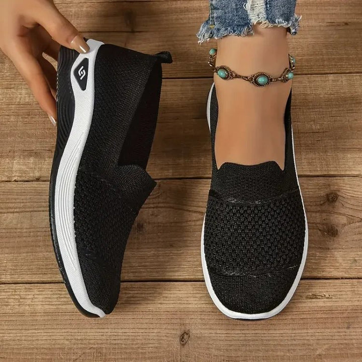 Anya™ – Ortopediske Slip-On Sneakers med Hæl- og Plantarstøtte