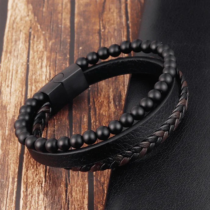 Nina™ – Sett med armbånd med flere strenger og perler