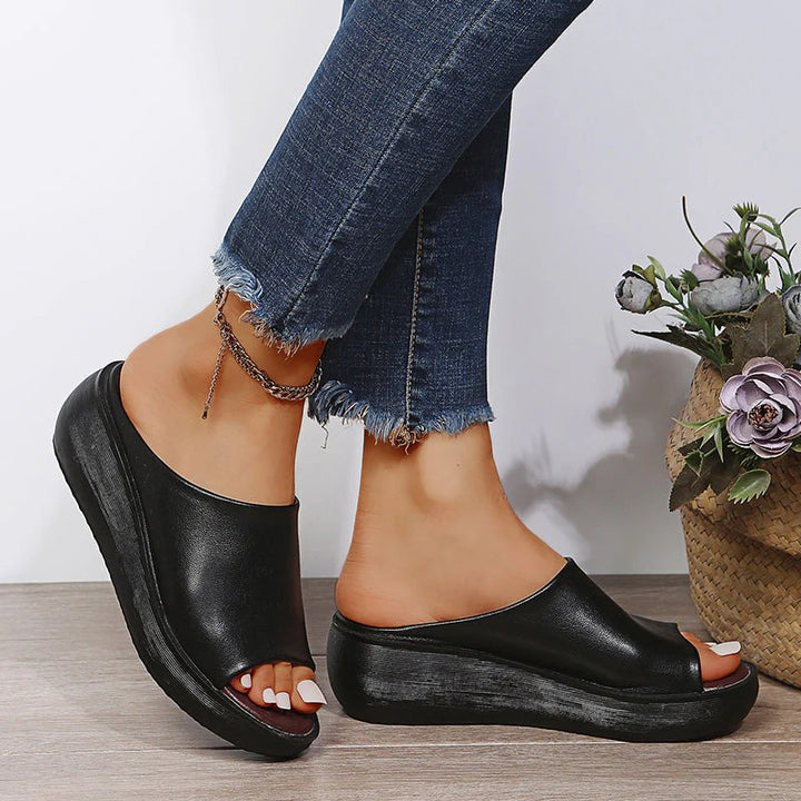 Gry™ – Ortopediske plattform sandaler med slip-on design