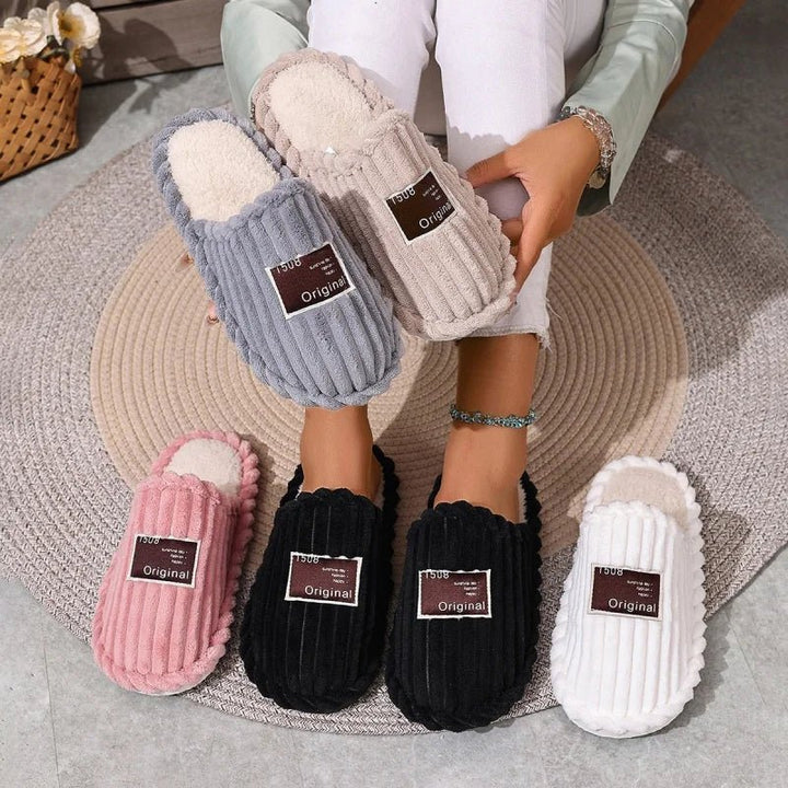 Elva™ – Ribbete Plysj Polstrede Slip-On Tøfler
