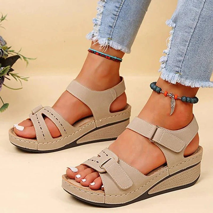 Lena™ – Ortopediske justerbare stroppsandaler