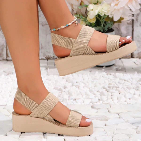 Turid™ – Teksturert Stroppe Plattform Sandaler