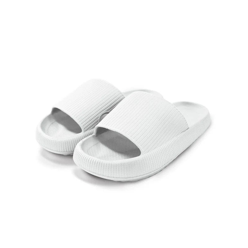 Lola™ – Skyaktig komfortable slip-on tøfler