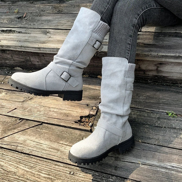 Laila™ – Buckled Mid-Calf Strikkede Mansjettstøvler
