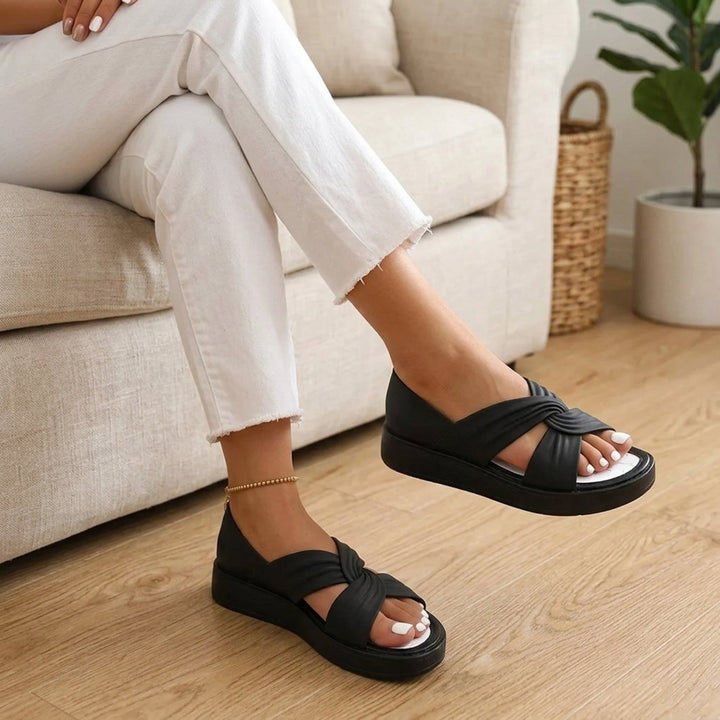 Dorthe™ – Ortopediske Tverrrem Sandaler med Komfort